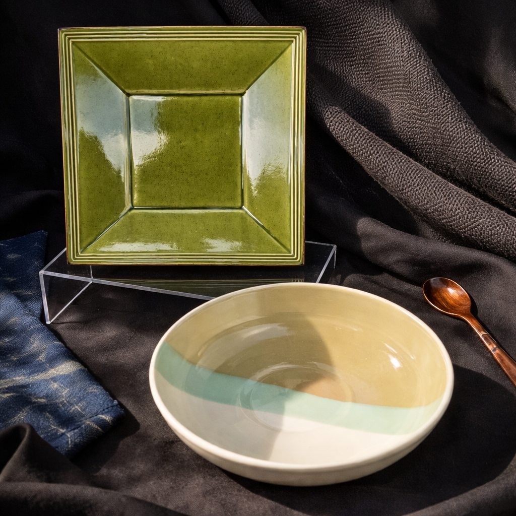 Set of four bowls with plates